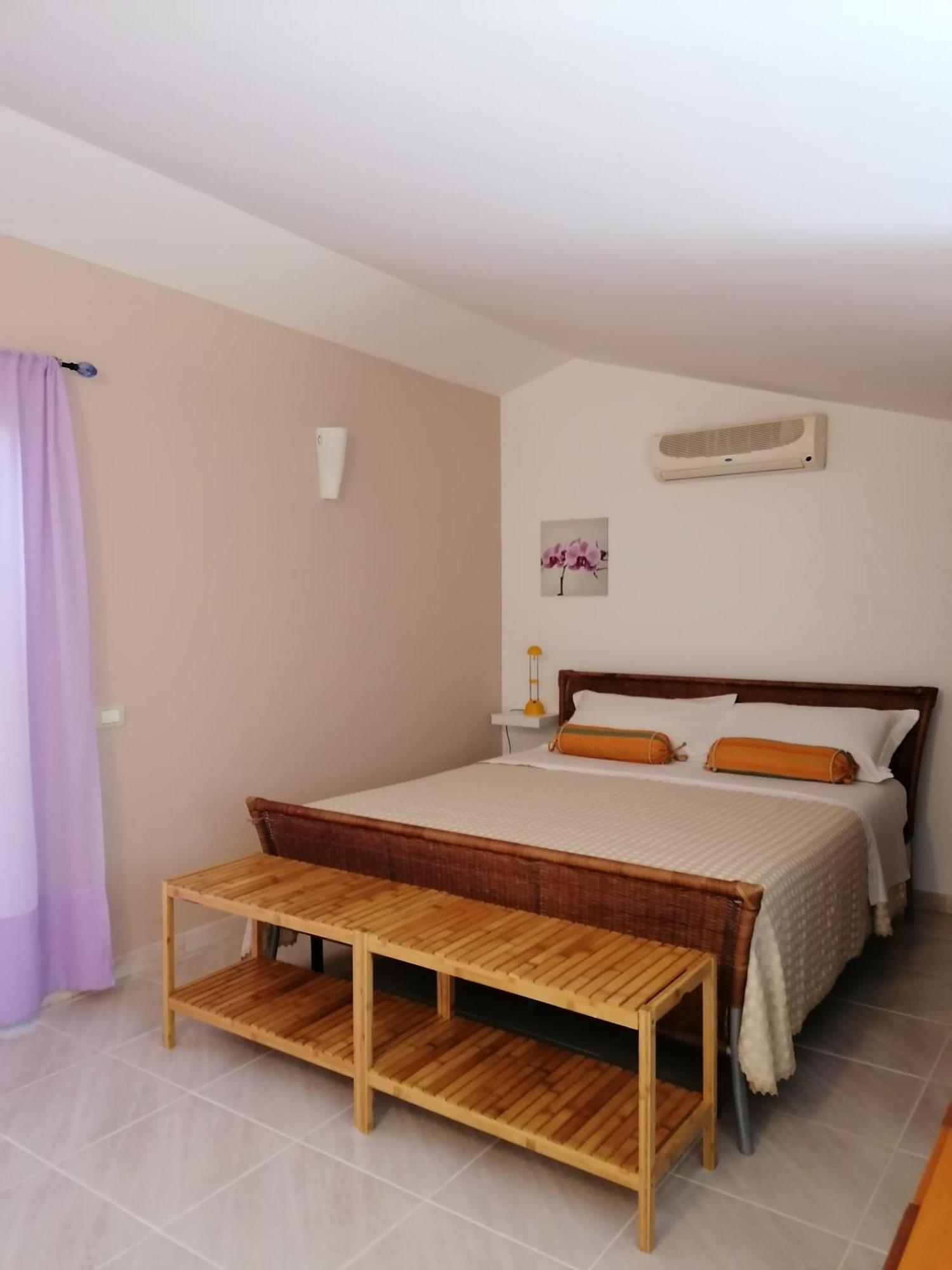 Pepe'S Apartment Сиракуза Екстериор снимка