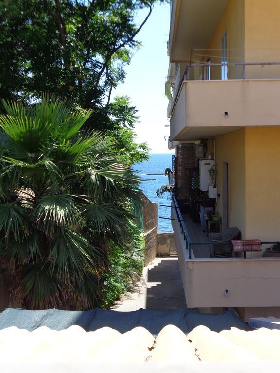 Pepe'S Apartment Сиракуза Екстериор снимка